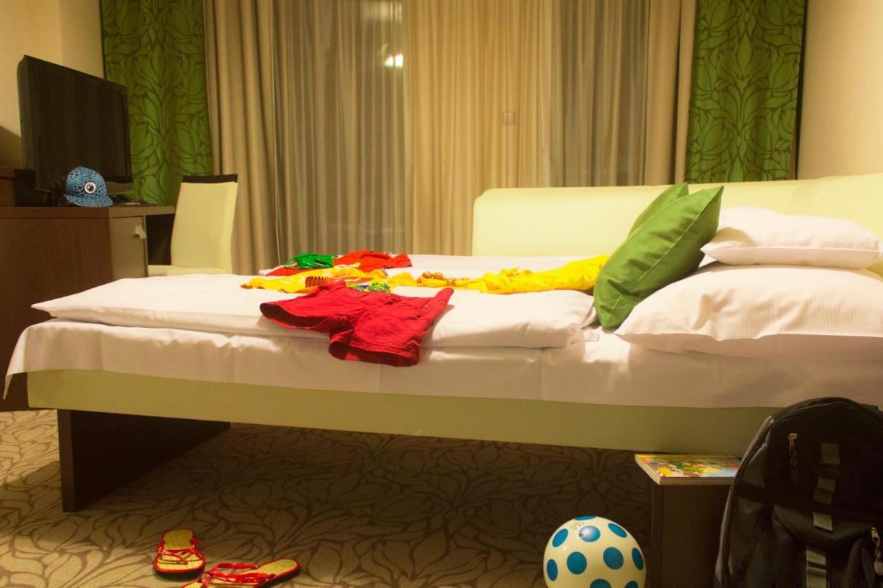 Hotel Wellamarin Zamárdi Extérieur photo