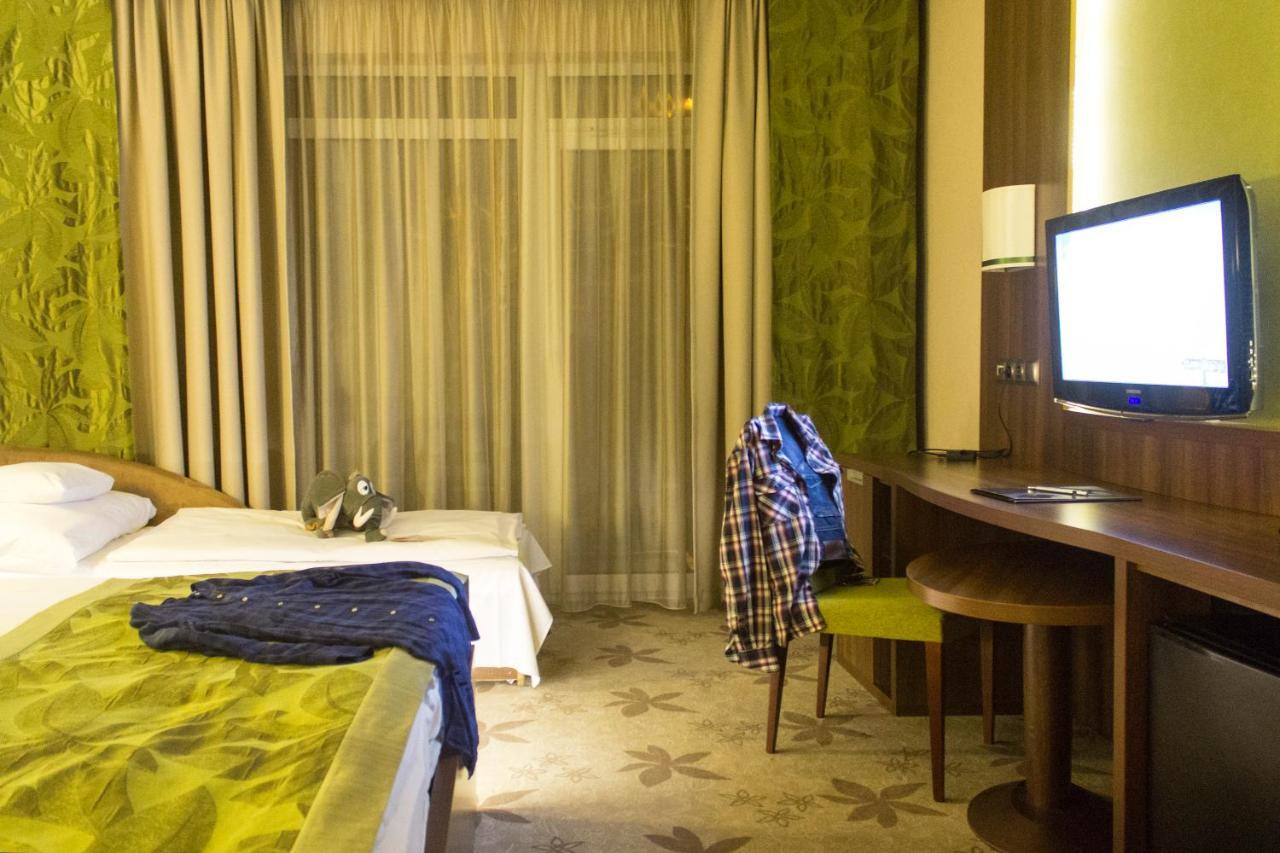 Hotel Wellamarin Zamárdi Extérieur photo