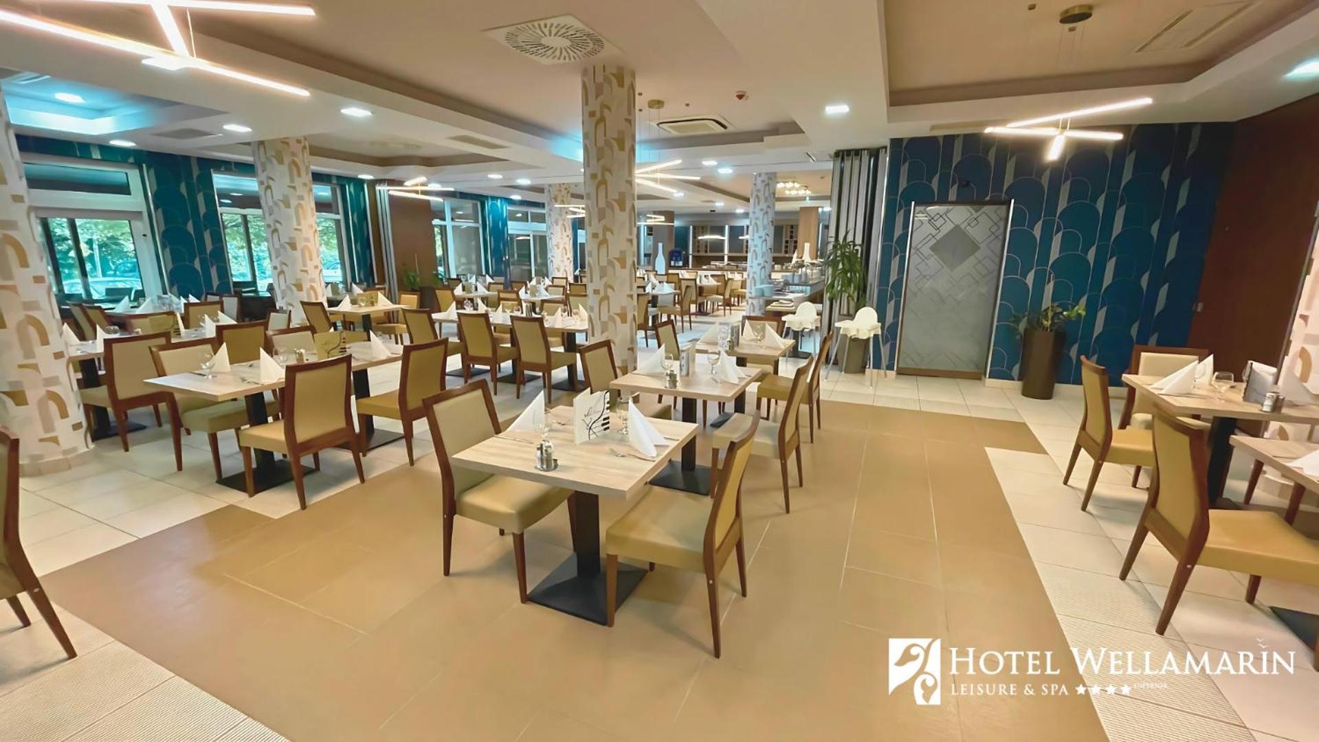 Hotel Wellamarin Zamárdi Extérieur photo