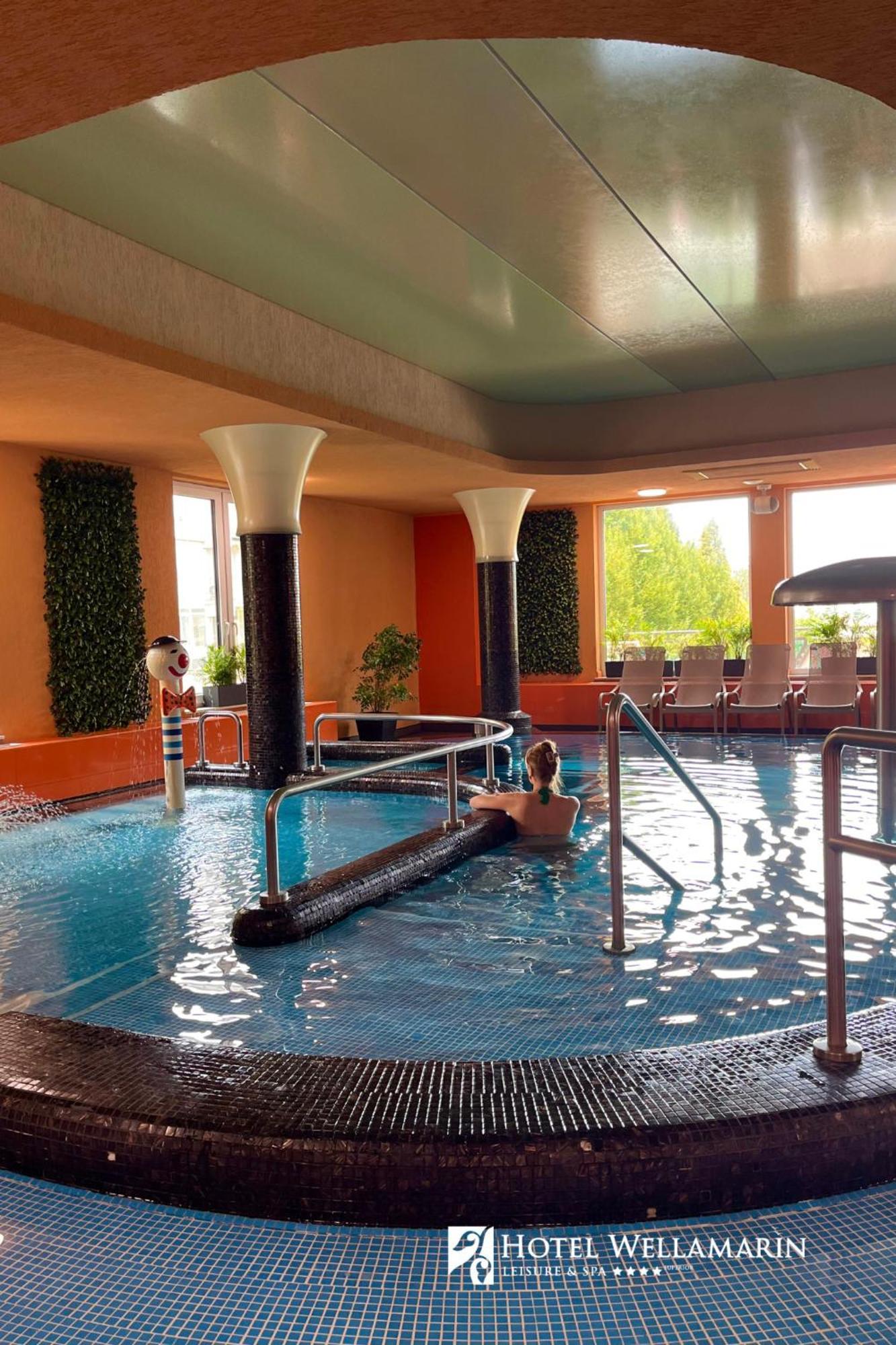 Hotel Wellamarin Zamárdi Extérieur photo
