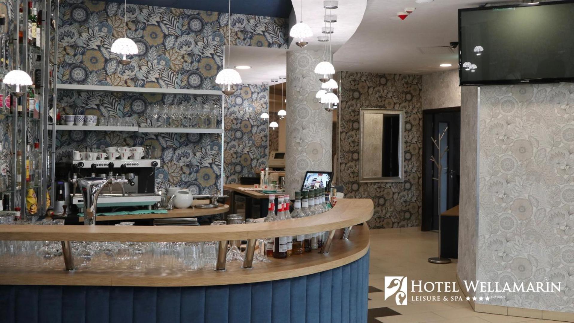 Hotel Wellamarin Zamárdi Extérieur photo