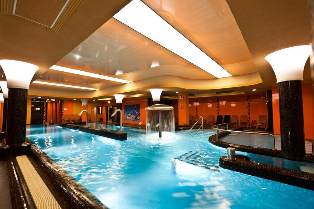 Hotel Wellamarin Zamárdi Extérieur photo
